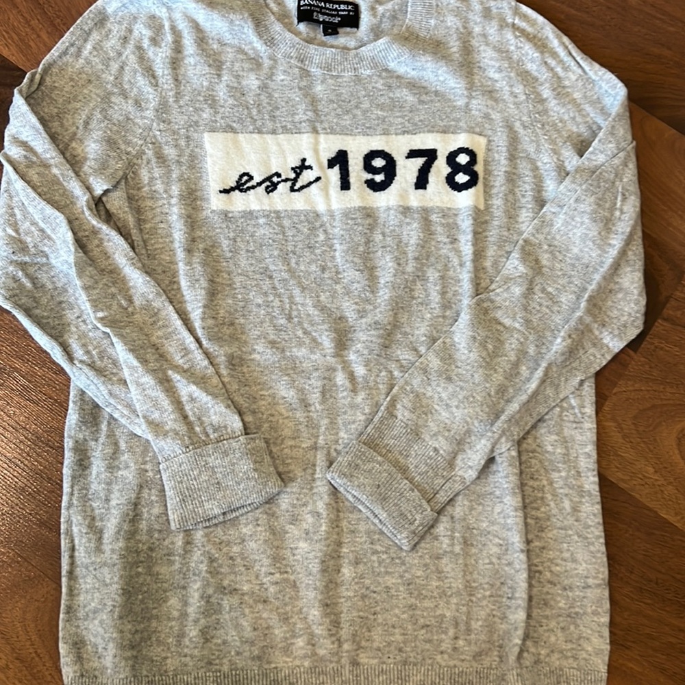 Banana Republic Graphic Sweater